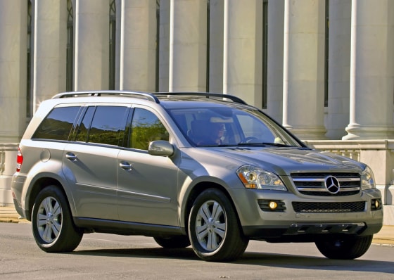 The 2007 Mercedes GL450 gets raves for