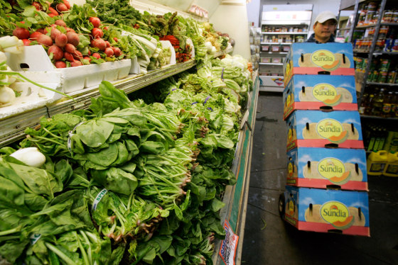 With 20 E. coli outbreaks in spinach, lettuce and other salad greens since 1995, it’s clear more needs to be done.