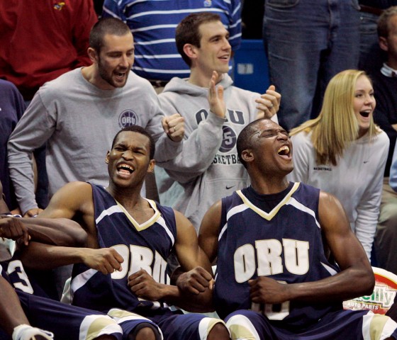 Kelvin Sango, Marchello Vealy