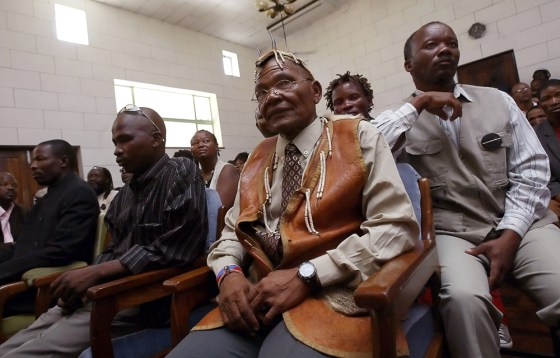 Roy Sesana (C), lead applicant and leade