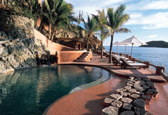Enjoy the spectacular view of Zihuatanejo Bay at La Casa Que Canta, Zihuatanejo. Get a preview by watching Meg Ryan and Andy Garcia enjoying the resort’s infinity pool in '.
