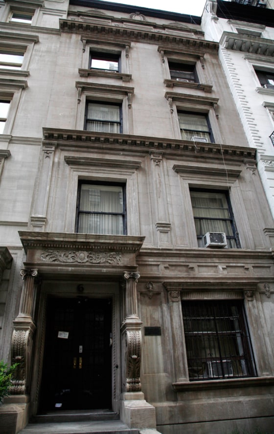 New York City on Thursday got the green light to sue Mongolia for back taxes the city says are owed on this building.