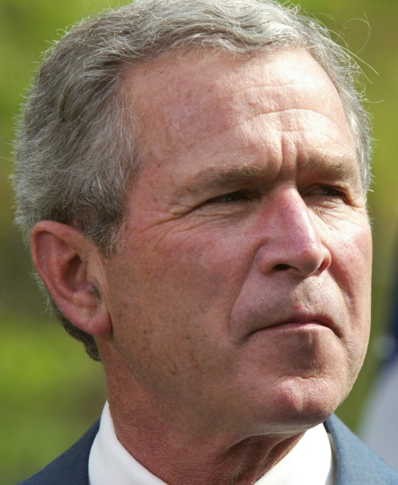 PRESIDENT BUSH HOSTS EARTH DAY YOUTH AWARD CEREMONY