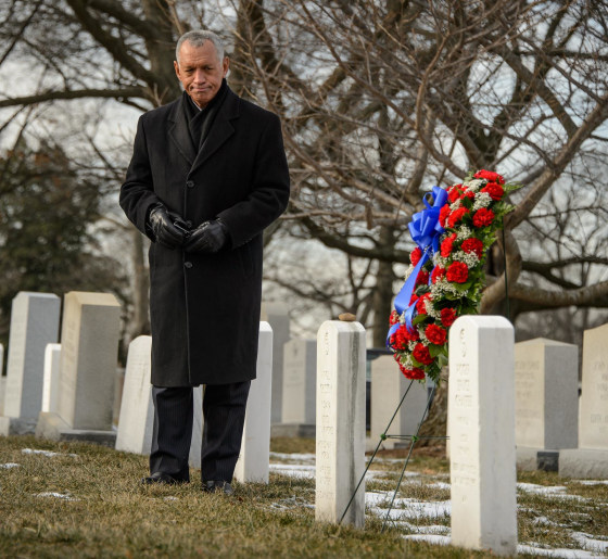 Image: Bolden at cemetery