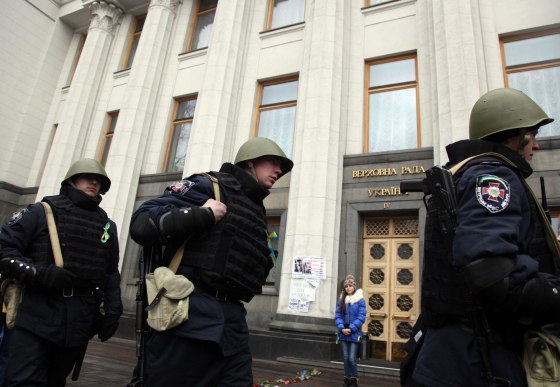 Image: UKRAINE-UNREST-RUSSIA-POLITICS-PARLIAMENT