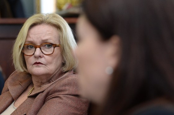 Image: Republican Senator from New Hampshire Kelly Ayotte and Democratic Senator from Missouri Claire McCaskill