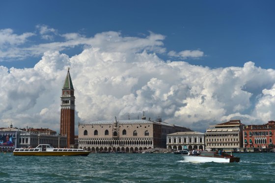 Image: ITALY-VENICE-VOTING-CULTURE-POLL-INDEPENDENCE-FILES