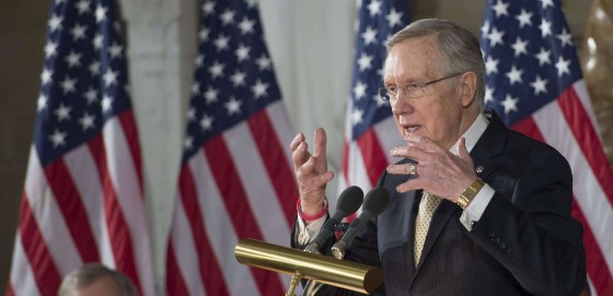 Image: US-POLITICS-BORLAUG-STATUE-REID