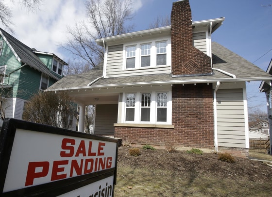 Contracts to buy homes slipped for the eighth straight month in February, but Realtors see a spring thaw.