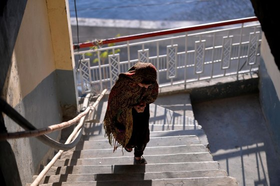 Image: Pakistani girl Saneeda escaped a forced marriage