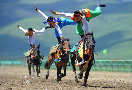 Equestrian Extravaganza: Riders Compete in Chinese Tradition