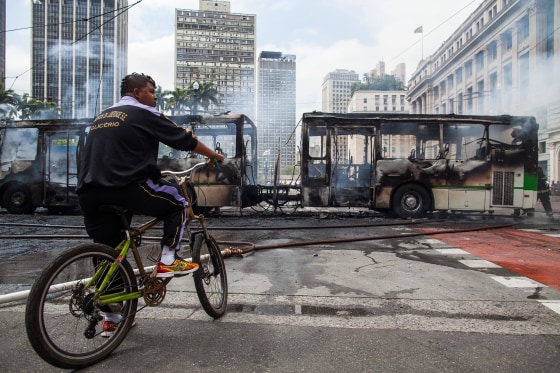 Image: *** BESTPIX *** Homeless Activists Clash With Sao Paulo Police During Eviction Attempt