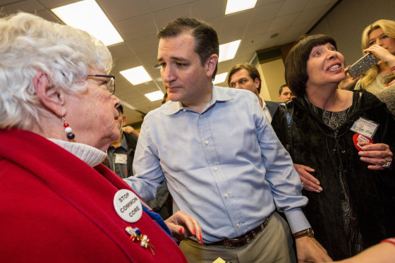 Image: Presidential Hopefuls Address South Carolina Tea Party Convention