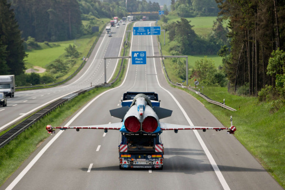 Image: GERMANY-DEFENCE-EUROFIGHTER-JET-HIGHWAY