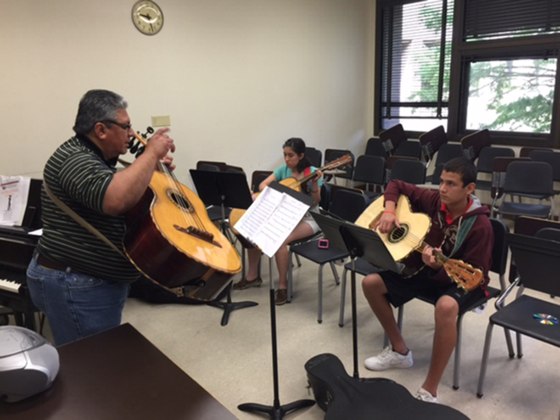 Image: University of Texas Longhorn Mariachi Camp