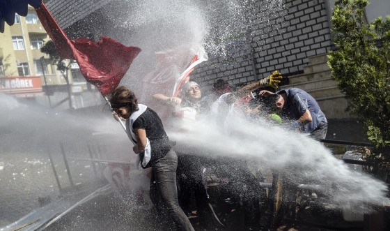 Image: TOPSHOTS-TURKEY-SYRIA-KURDS-ATTACKS-DEMO