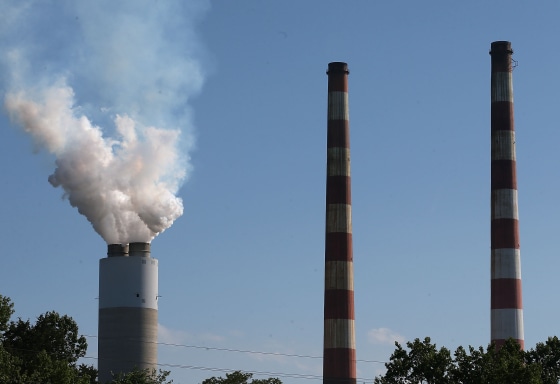 Image: Supreme Court Rules Against Obama Admin's PlanFor Power Plant Emissions
