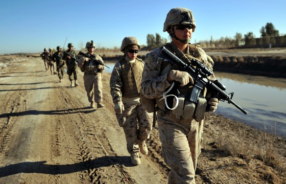Image: US Marine servicewomen from 2nd Battalio