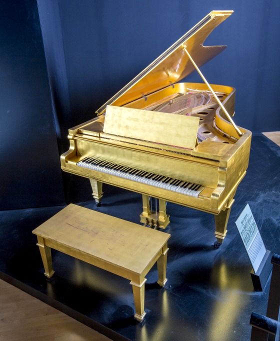 Image: Handout photo of Elvis Presley's 24K Gold Lead Grand Piano