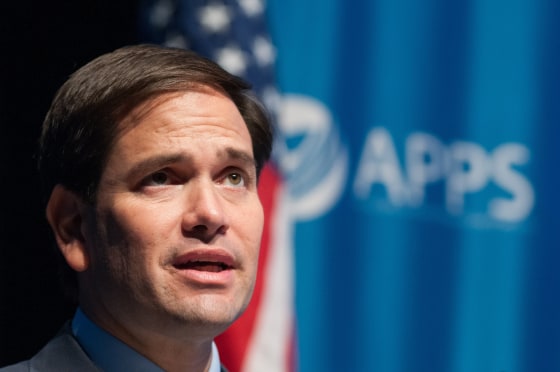 Image: Marco Rubio Campaigns In Iowa