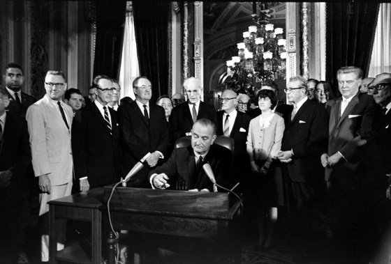 Image: Lyndon Baines Johnson, Hubert Humphrey, John McCormack, Emanuel Celler, Luci Johnson, Everett Dirksen, Carl Albert, Carl Hayden