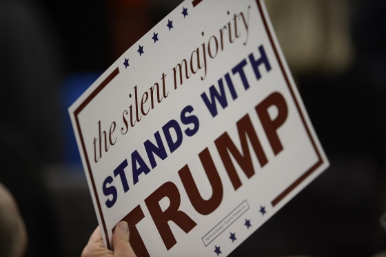Image: Donald Trump campaign rally in Waterville Valley, New Hampshire