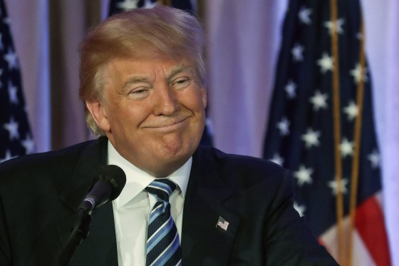 Image: Republican U.S. presidential candidate Trump speaks to the media after receiving former Republican presidential candidate Carson's endorsement at a campaign event in Palm Beach