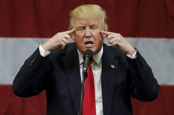 Image: U.S. Republican presidential candidate Donald Trump speaks at a campaign event in an airplane hangar in Rome, New York