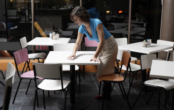 Night shifts raise a woman's risk of heart disease. a new study finds