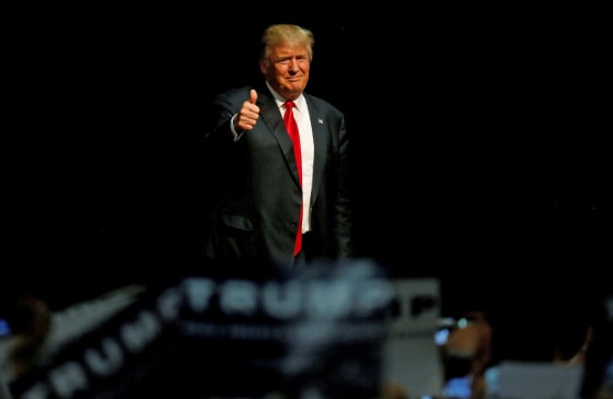 Image: Republican U.S. presidential candidate Donald Trump arrives at a campaign rally in Eugene