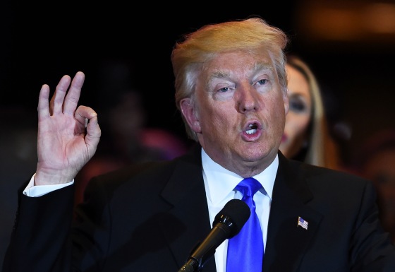 Image: U.S. Republican presidential candidate Donald Trump speaks in New York