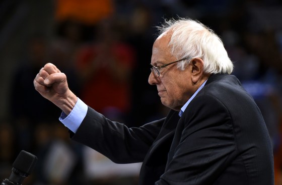 Image: TOPSHOT-US-VOTE-DEMOCRATS-SANDERS