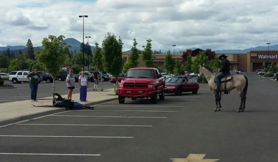 Cowboy Lassos Alleged Bike Thief in Wal-Mart Parking Lot