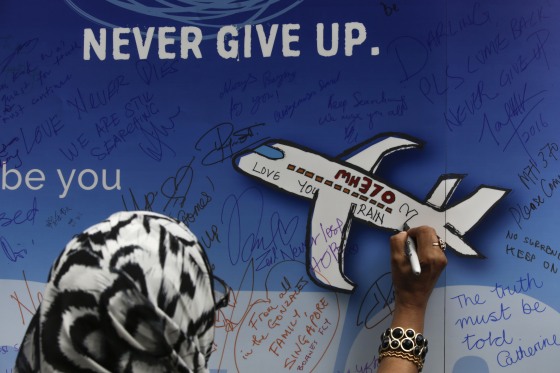 Australia to examine debris thought to be from Malaysian Airlines flight MH370 found in the island nation of Mauritius