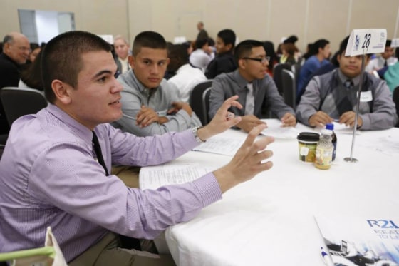 Carlos Vera is an associate at Megaphone Strategies