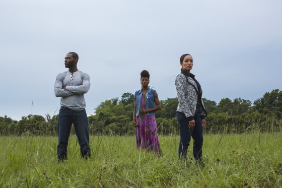 Ralph Angel Bordelon (played by Kofi Siriboe), Nova Bordelon (played by Rutina Wesley) and Charley Bordelon West (played by Dawn-Lyen Gardner). Photo by Andrew Dosunmu (C) 2016 Warner Bros. Entertainment Inc / Courtesy of OWN