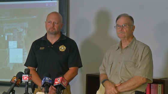 McMinn County Sheriff Joe Guy and Athens Police Department Chief Charles Ziegler.