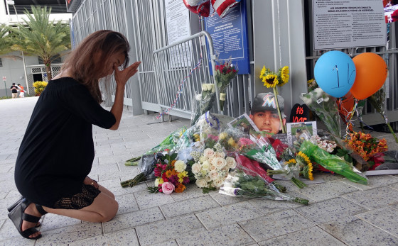 Jose Fernandez's death like losing 'a family member' to Marlins fans – The  Daily Egyptian