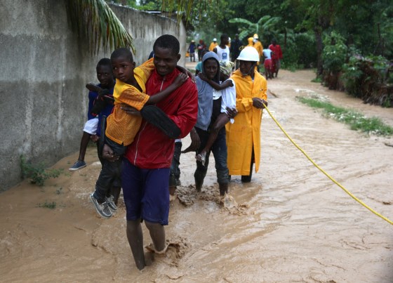 Image: Hurricane Matthew hits Haiti