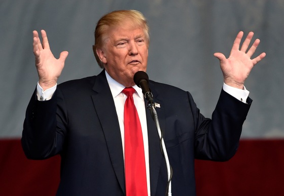 Image: U.S. Republican presidential nominee Donald Trump speaks at a campaign rally in Henderson, Nevada