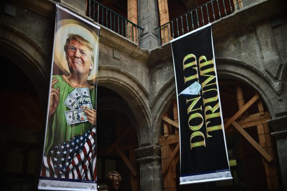 MEXICO-US-ART-TRUMP-CARICATURE