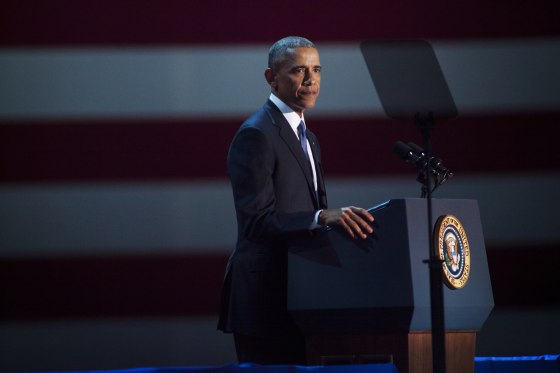 Image: Obama speaks to supporters during his farewell speech