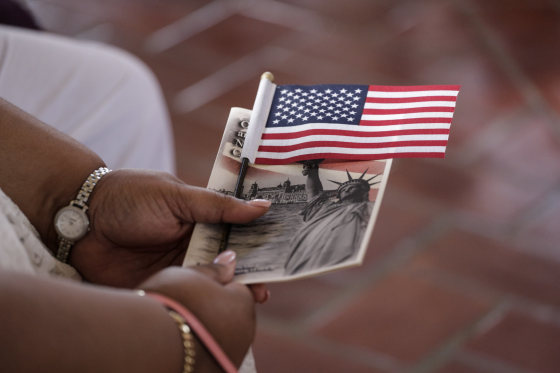 Image: US-IMMIGRATION-CEREMONY