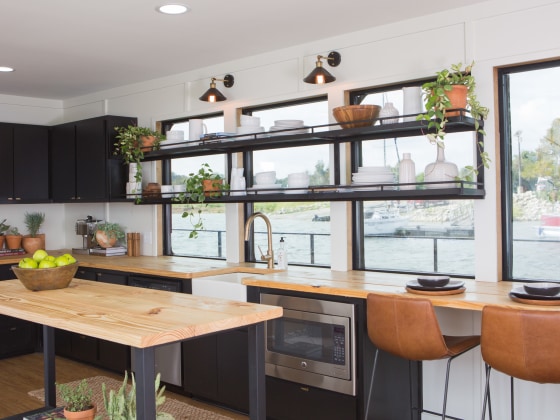 Fixer Upper House Boat Chip Swimming Do Chip And Joanna Gaines Still