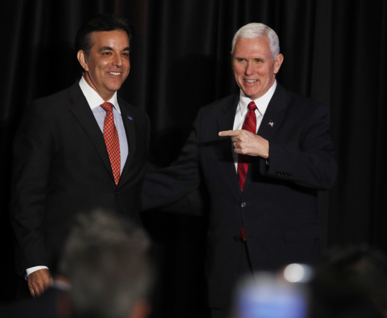 Image: Sean Spicer, Mike Pence, Hector Barreto