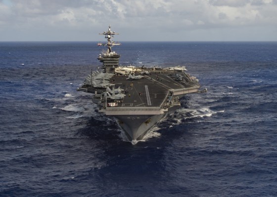 Image: The aircraft carrier USS Carl Vinson (CVN 70) transits the Pacific Ocean