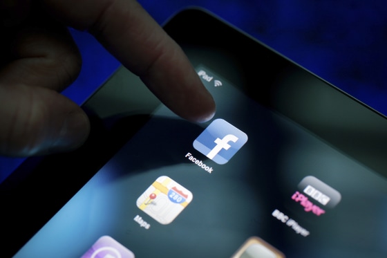 Facebook Said Set to Finish Taking Orders For IPO Tomorrow