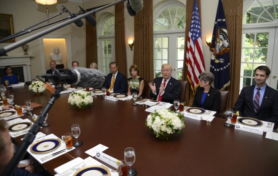 Image: President Donald Trump hosts lunch for members of Congress at the White House
