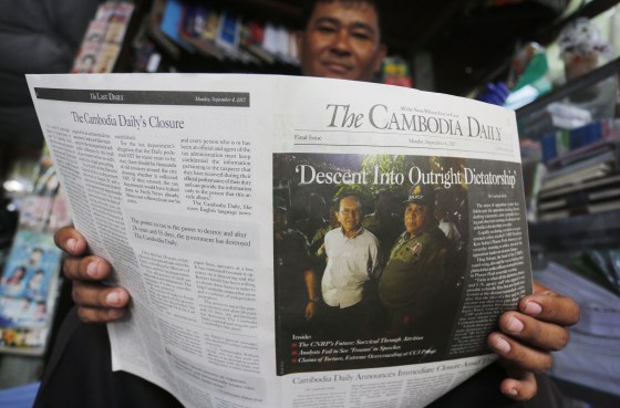 Image: Government closes the Cambodia Daily Newspaper