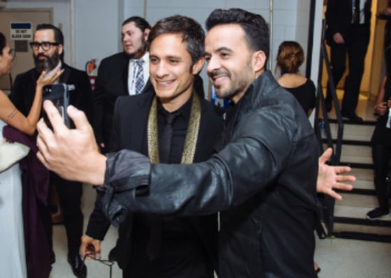 Luis Fonsi and Gael Garcia Bernal at the Hispanic Heritage Awards, Sept. 14, 2017.